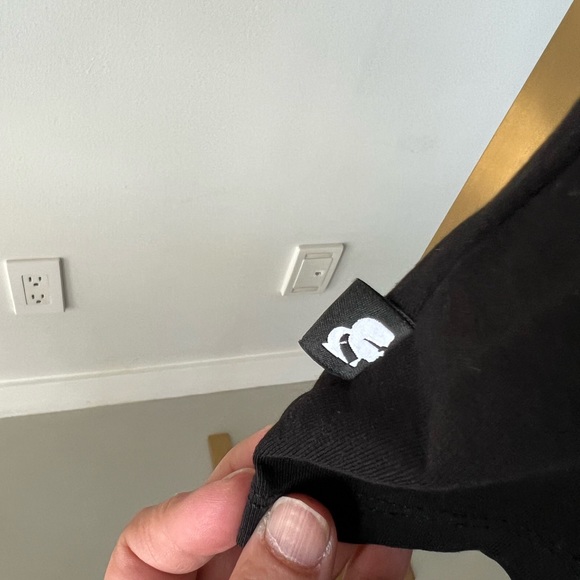 KARL LAGERFELD PARIS Sunglass Pocket T-Shirt —  Size S - Picture 7 of 12